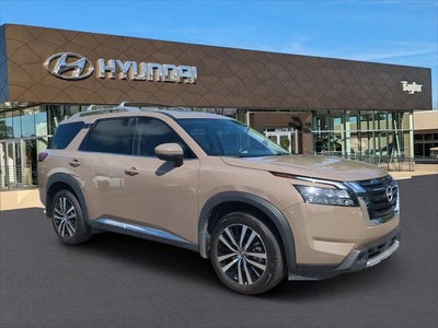 2025 Nissan Pathfinder AWD Platinum 4DR SUV