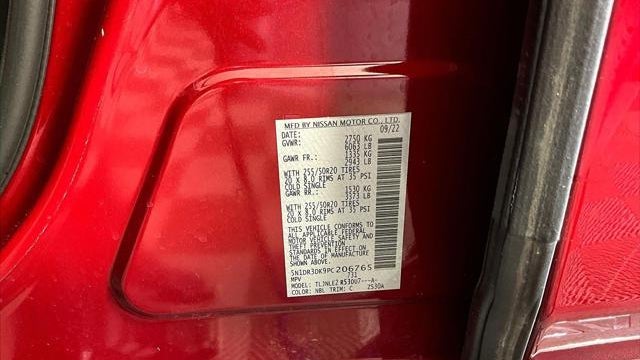 2023 Nissan Pathfinder Platinum