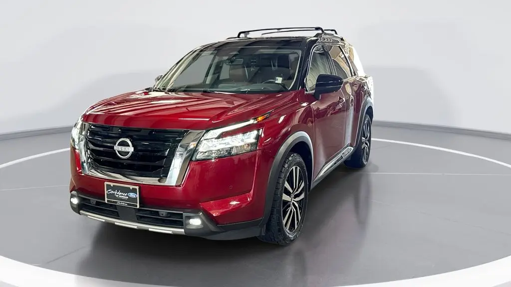 2023 Nissan Pathfinder Platinum