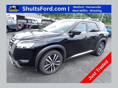 Photo of a 2023 Nissan Pathfinder AWD Platinum 4DR SUV for sale