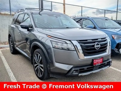 2023 Nissan Pathfinder AWD Platinum 4DR SUV