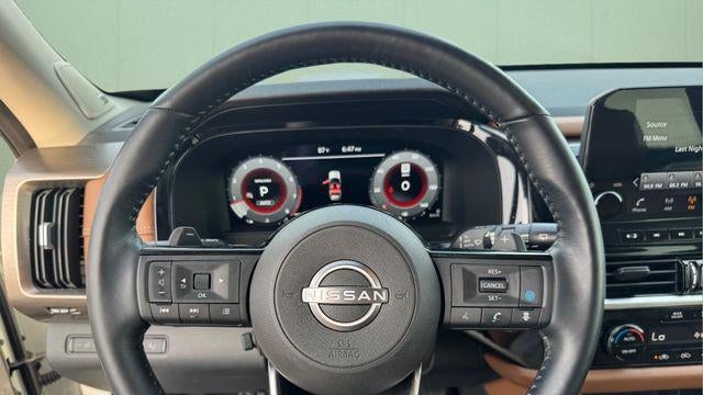 2023 Nissan Pathfinder Platinum