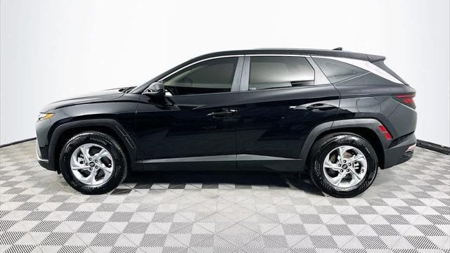 2023 Hyundai TUCSON SE