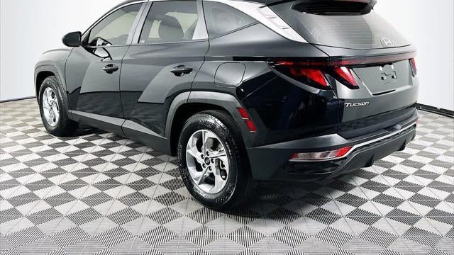 2023 Hyundai TUCSON SE