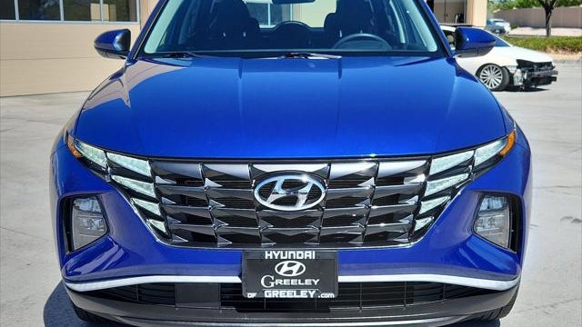 2023 Hyundai TUCSON SE