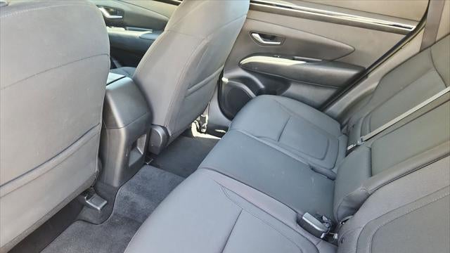 2023 Hyundai TUCSON SE