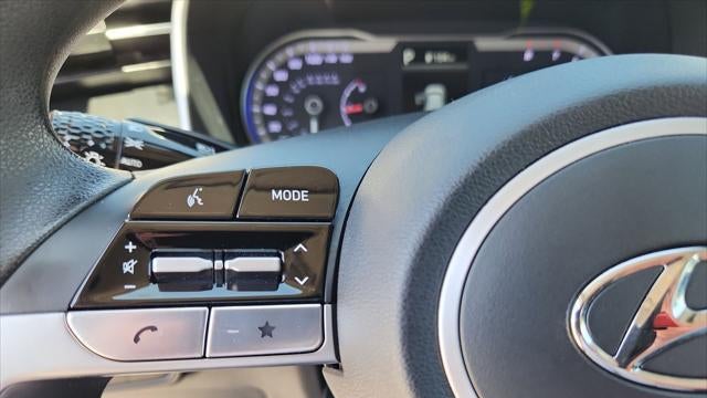 2023 Hyundai TUCSON SE