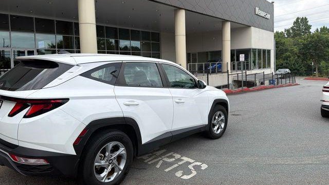2023 Hyundai TUCSON SE