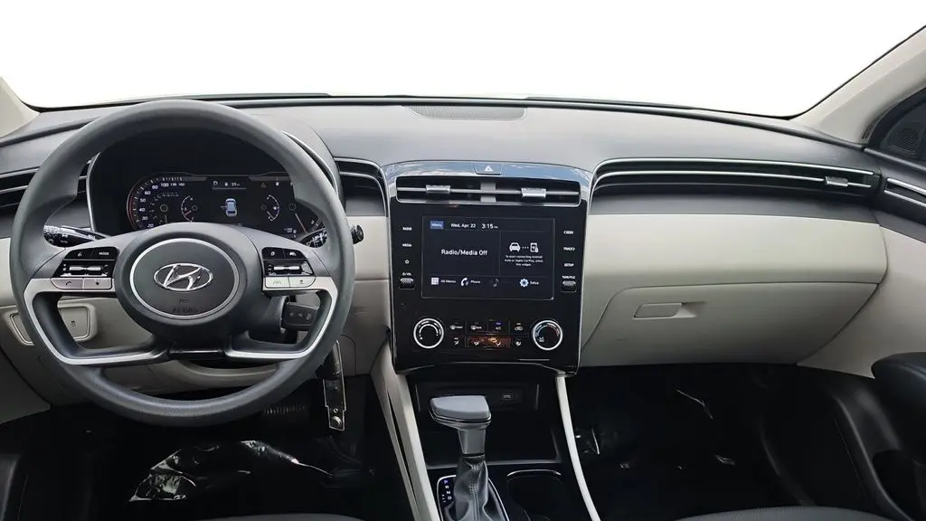 2023 Hyundai TUCSON SE