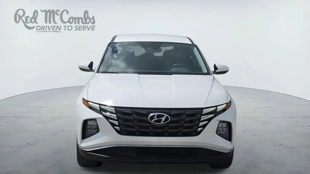 2023 Hyundai TUCSON SE