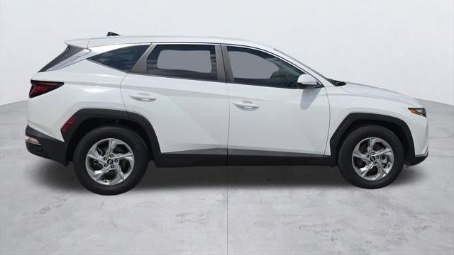 2023 Hyundai TUCSON SE