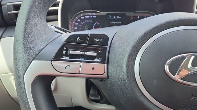 2023 Hyundai TUCSON SE