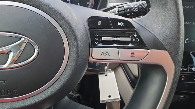 2023 Hyundai TUCSON SE