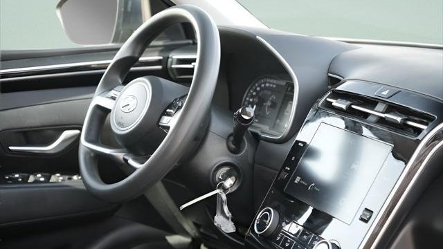 2023 Hyundai TUCSON SE