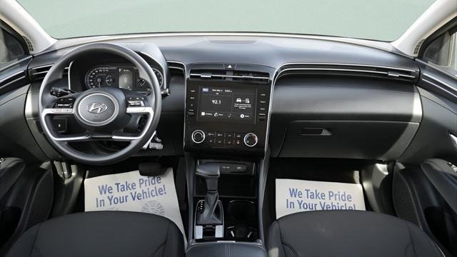 2023 Hyundai TUCSON SE