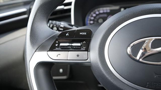 2023 Hyundai TUCSON SE