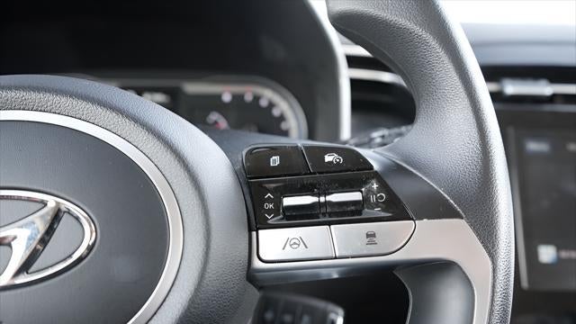 2023 Hyundai TUCSON SE