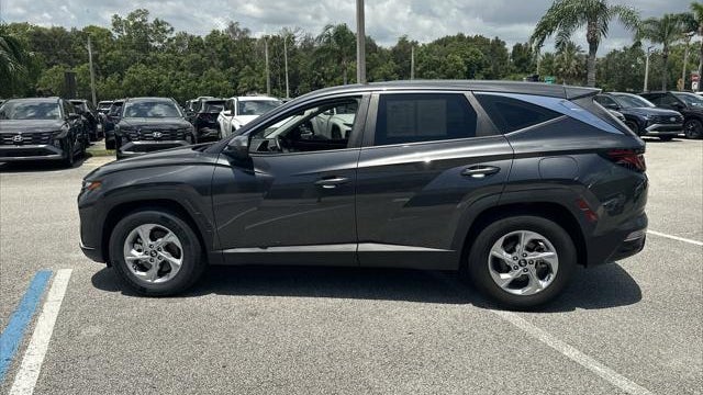 2023 Hyundai TUCSON SE