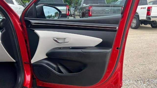 2022 Hyundai TUCSON SE