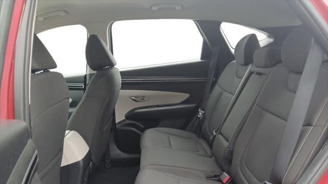 2023 Hyundai TUCSON SE