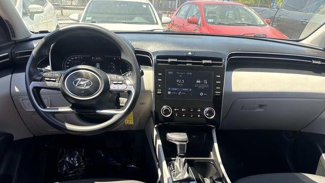 2022 Hyundai TUCSON SE