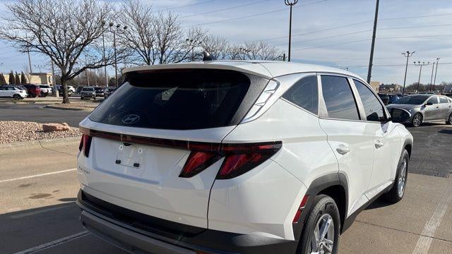 2025 Hyundai TUCSON SE