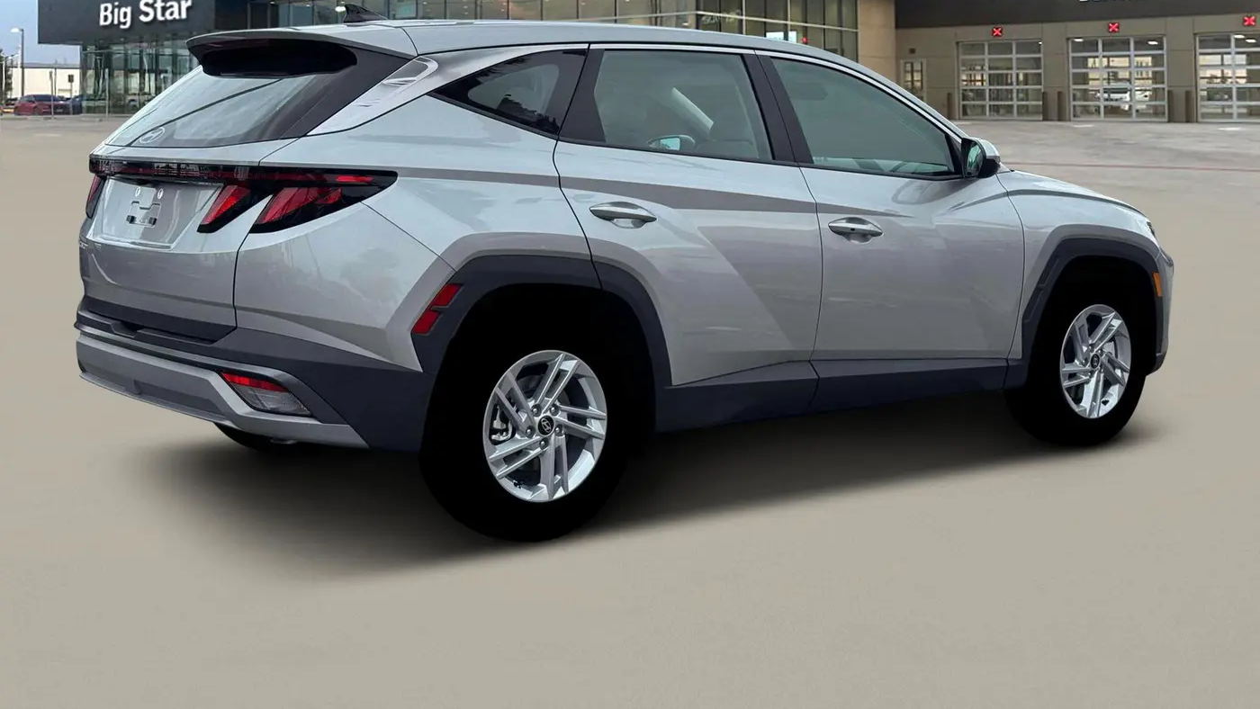 2026 Hyundai TUCSON SE