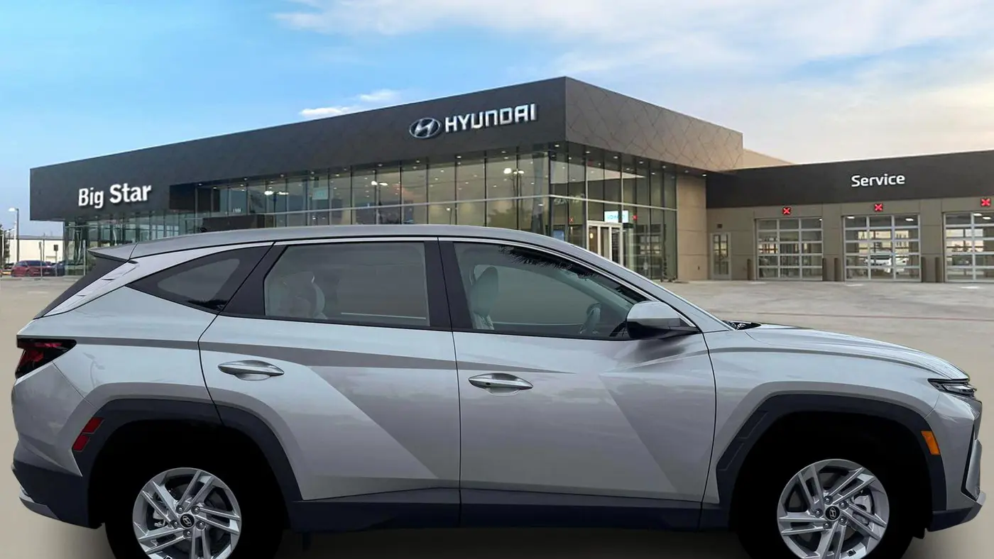 2026 Hyundai TUCSON SE