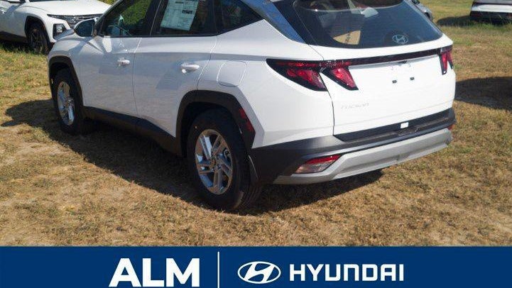 2026 Hyundai TUCSON SE