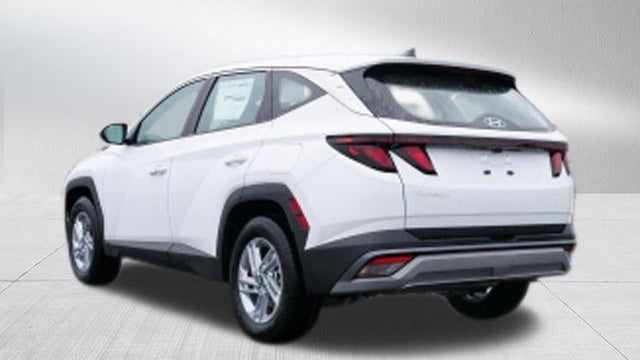 2026 Hyundai TUCSON SE