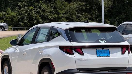 2026 Hyundai TUCSON SE