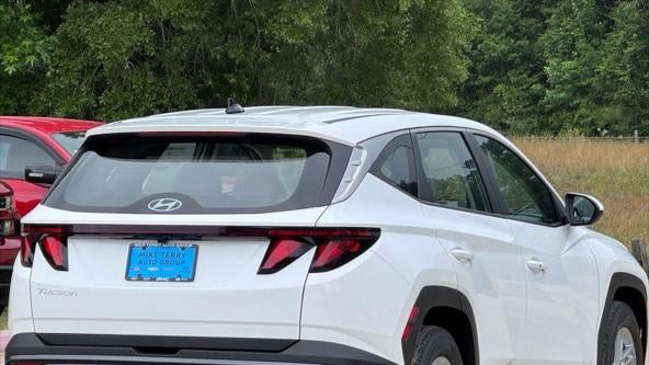 2026 Hyundai TUCSON SE