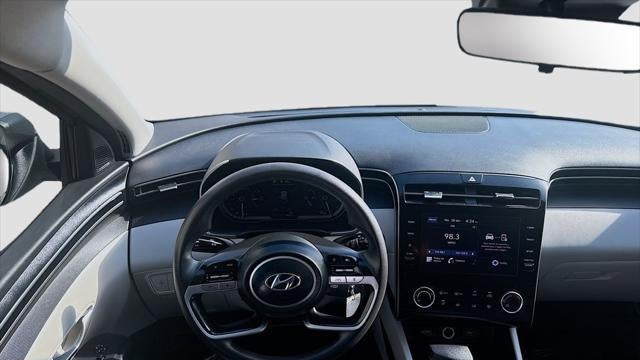 2024 Hyundai TUCSON SE