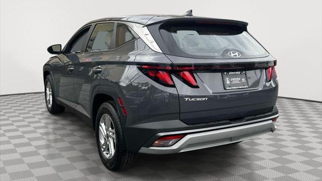 2025 Hyundai TUCSON SE