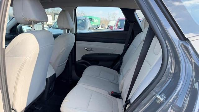 2025 Hyundai TUCSON SE