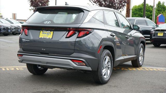 2025 Hyundai TUCSON SE