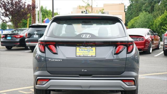 2025 Hyundai TUCSON SE