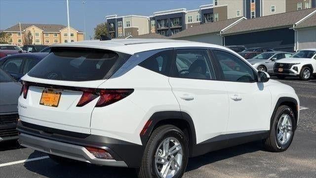 2026 Hyundai TUCSON SE