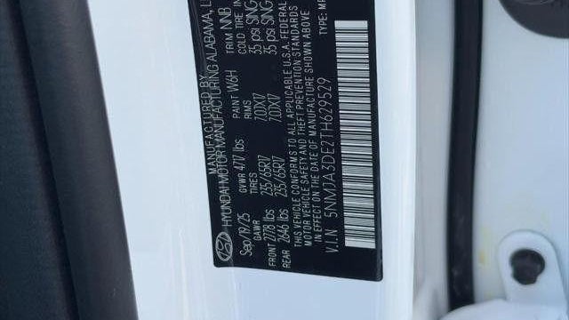 2026 Hyundai TUCSON SE