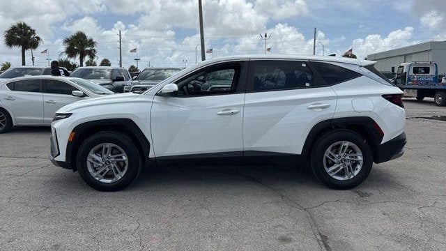 2026 Hyundai TUCSON SE