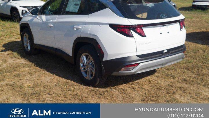 2026 Hyundai TUCSON SE