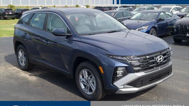2026 Hyundai TUCSON SE