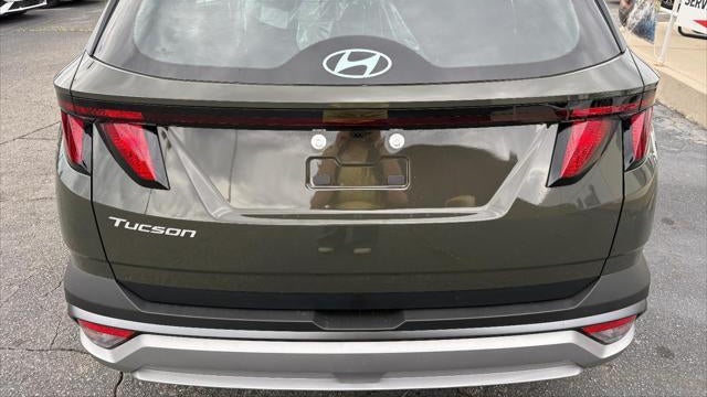 2026 Hyundai TUCSON SE