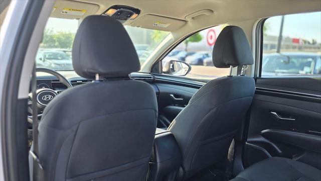 2024 Hyundai TUCSON SE