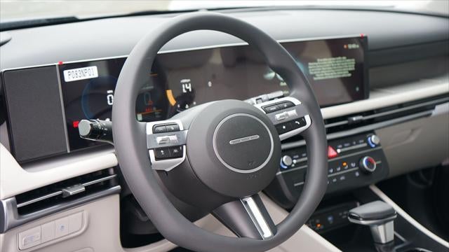 2025 Hyundai TUCSON SE