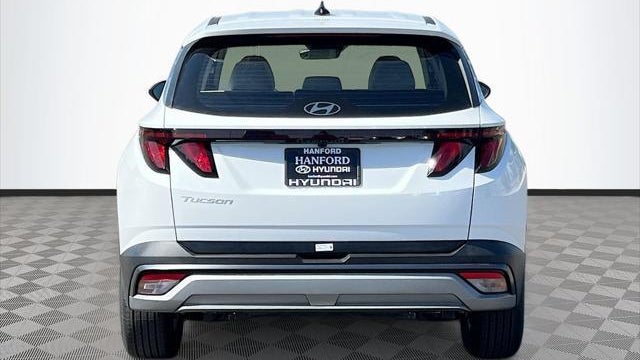 2026 Hyundai TUCSON SE