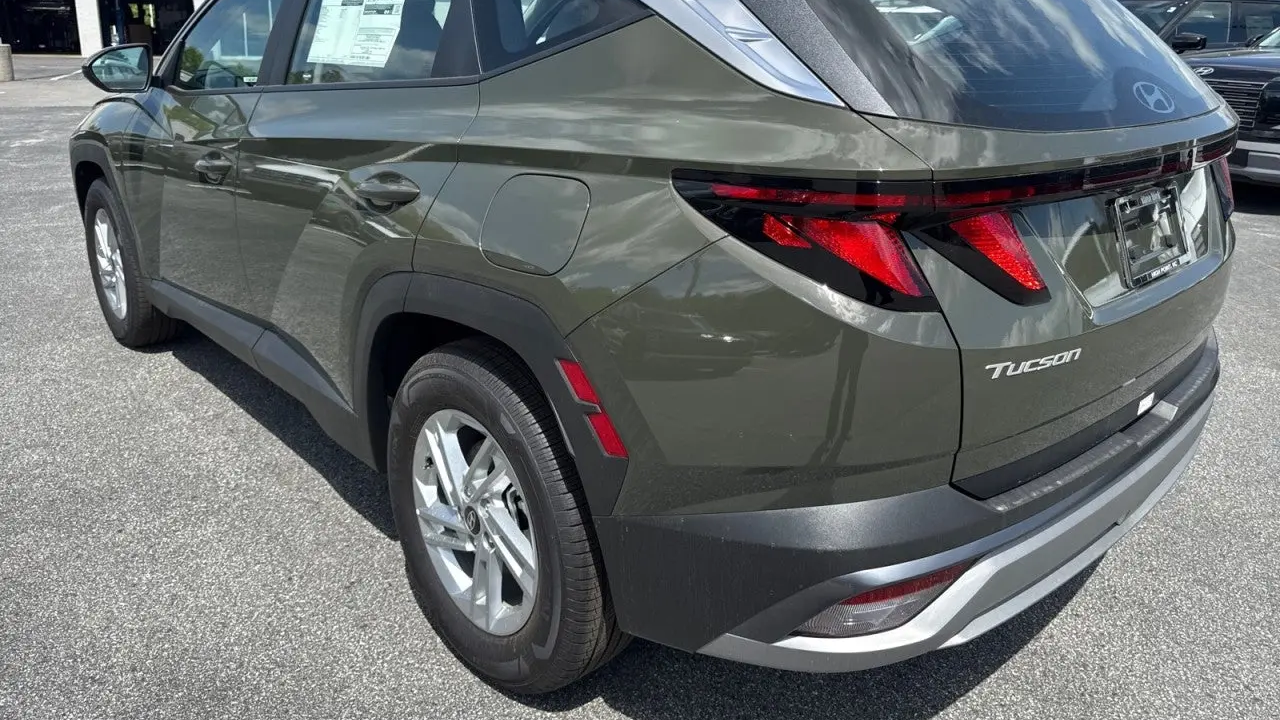 2026 Hyundai TUCSON SE