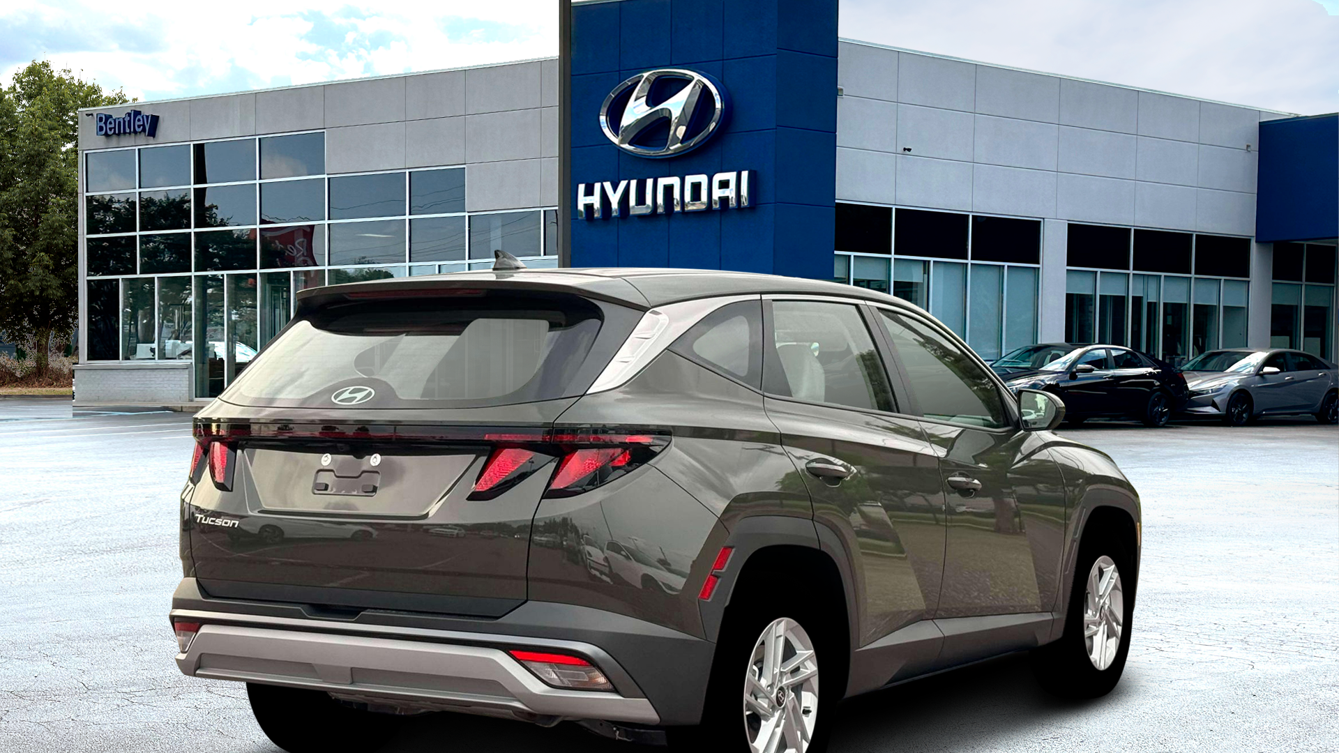 2026 Hyundai TUCSON SE