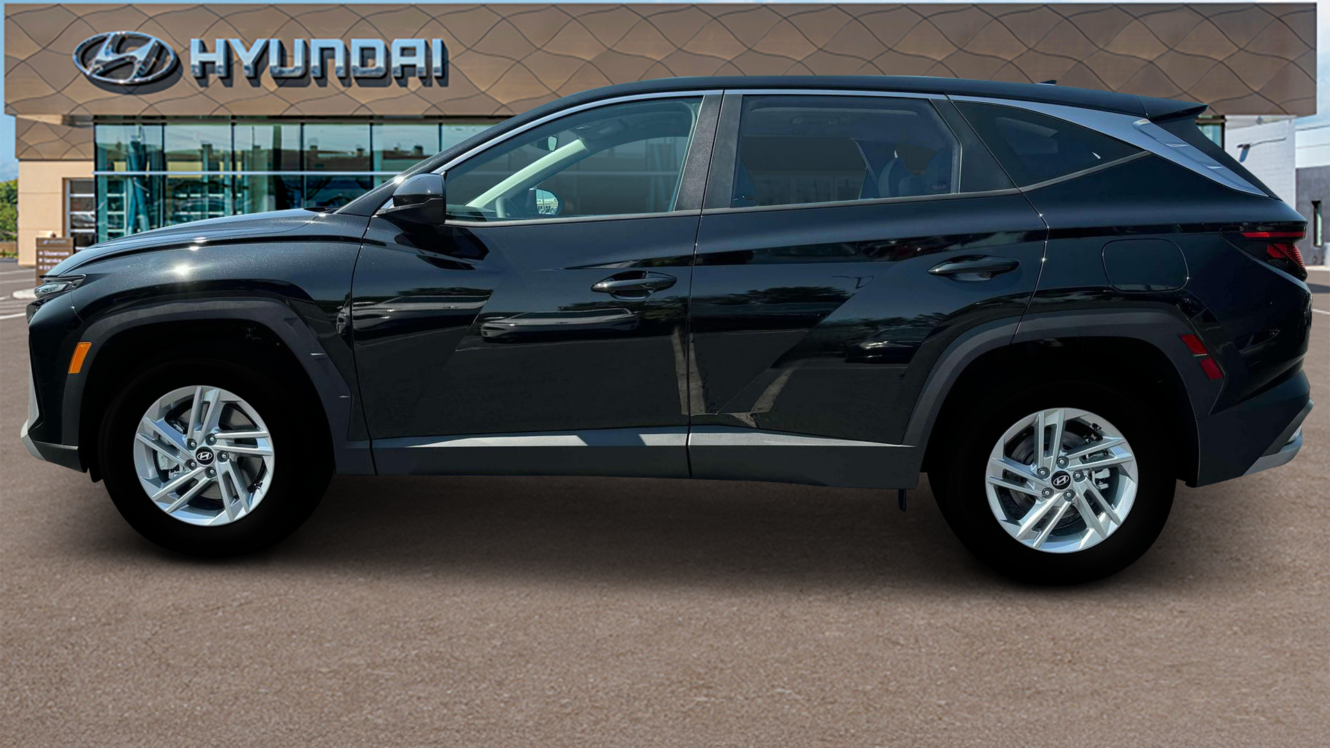 2025 Hyundai TUCSON SE