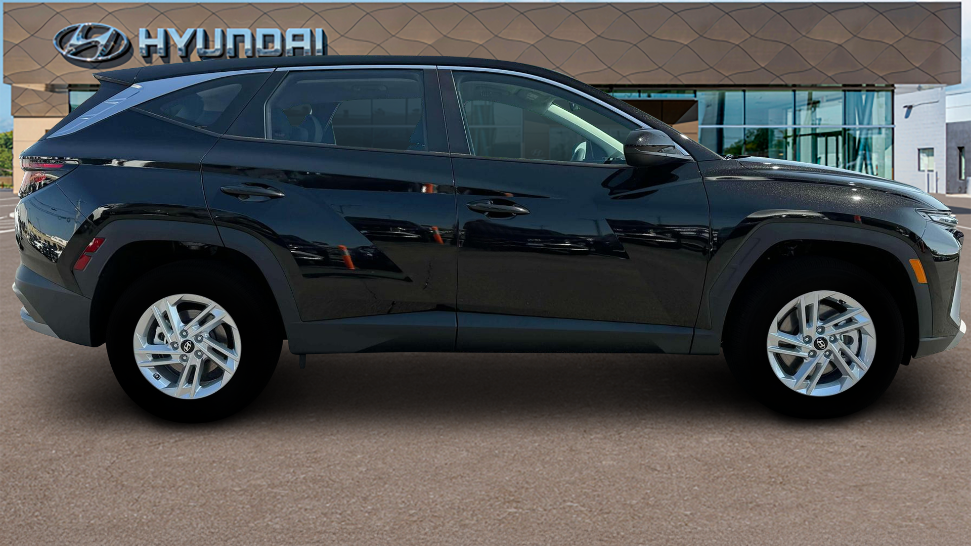 2025 Hyundai TUCSON SE